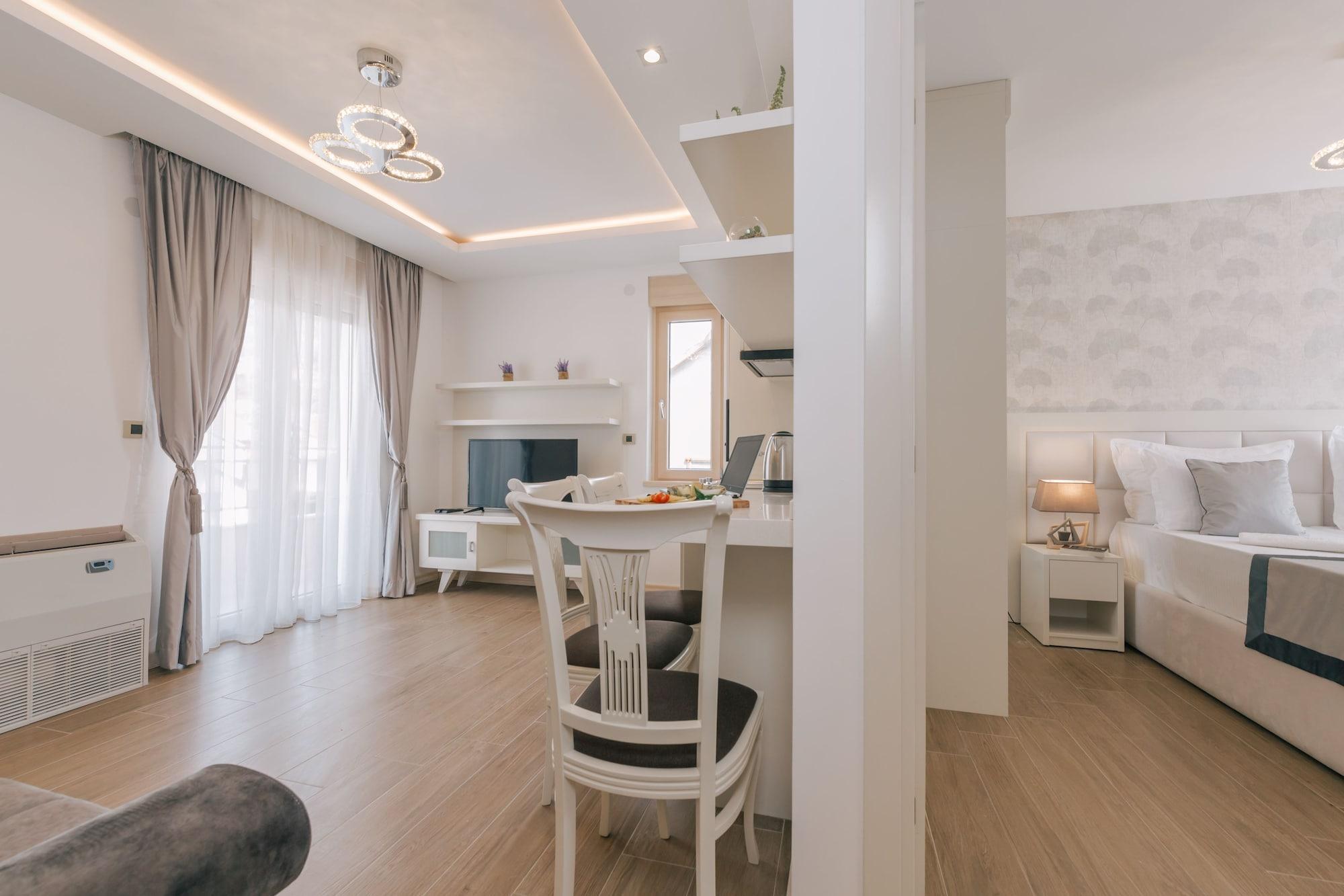 Splendido Mb Apartments Tivat Exterior photo